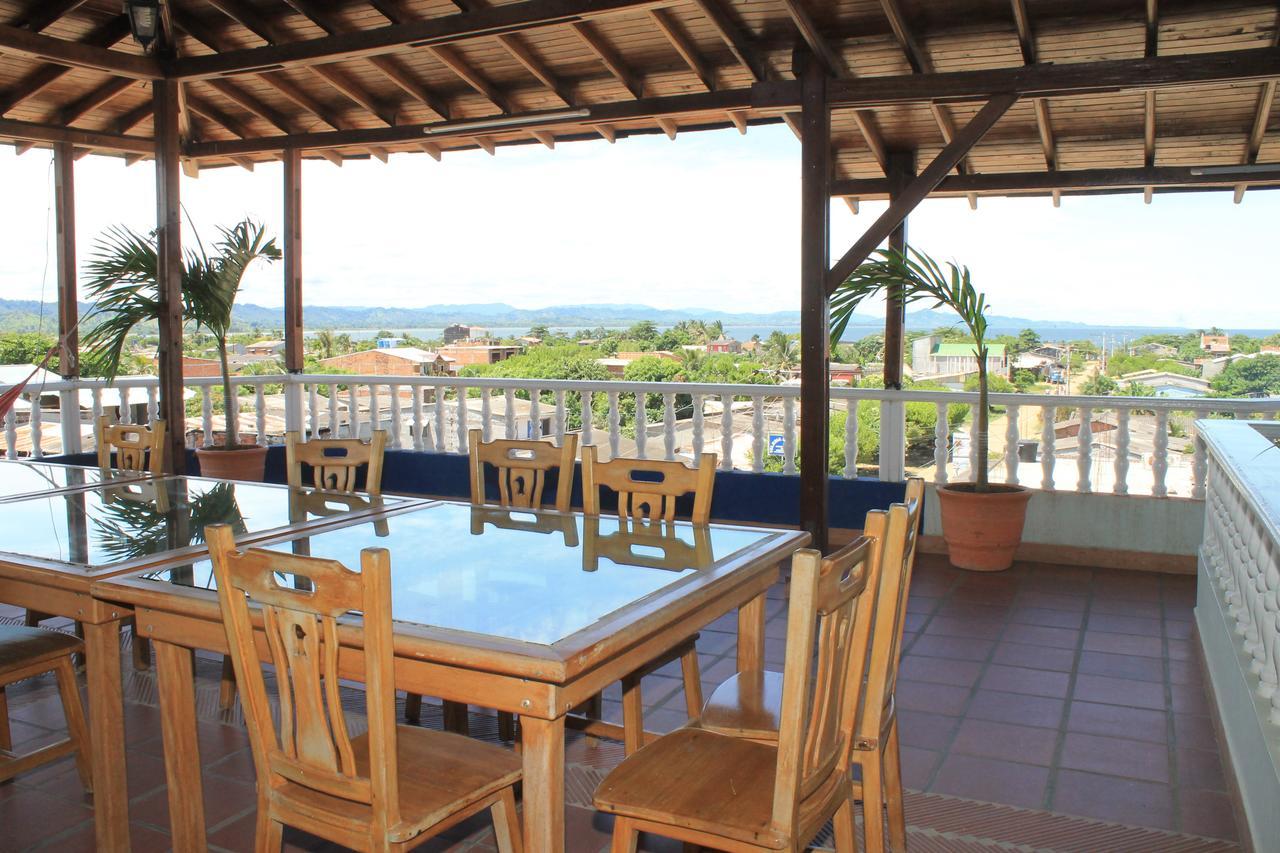 Hotel Punta De Aguila Necoclí エクステリア 写真