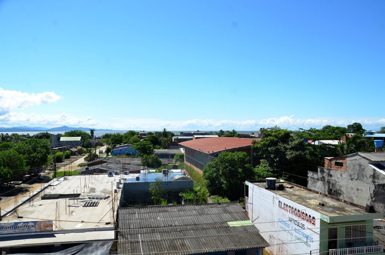 Hotel Punta De Aguila Necoclí エクステリア 写真
