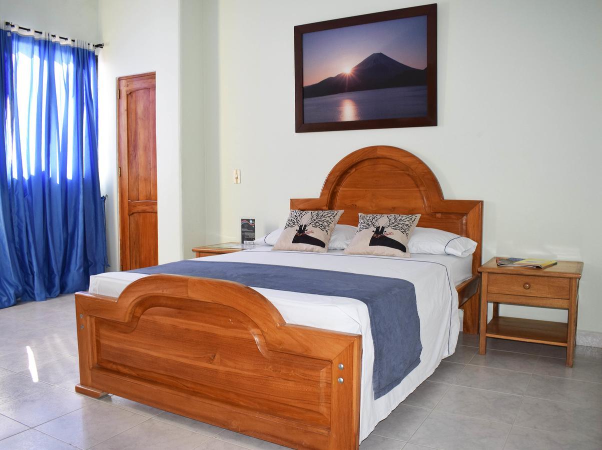Hotel Punta De Aguila Necoclí エクステリア 写真