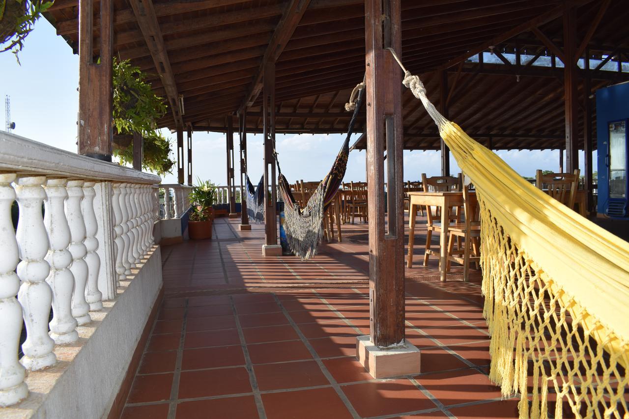 Hotel Punta De Aguila Necoclí エクステリア 写真