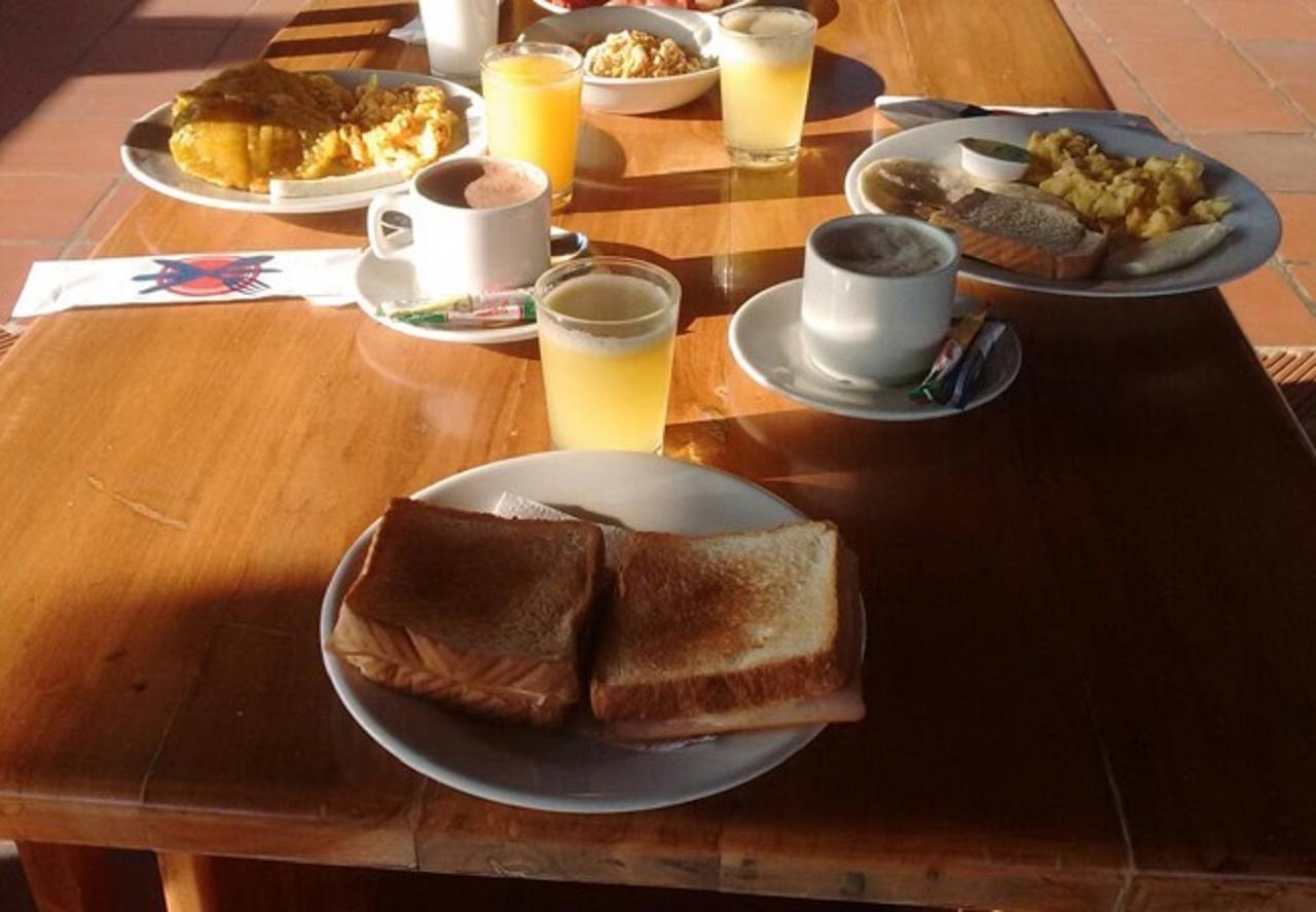 Hotel Punta De Aguila Necoclí エクステリア 写真